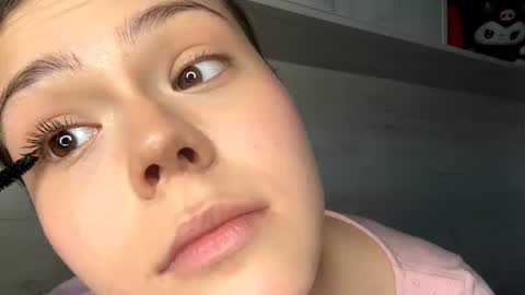 Mila online show from 06/15/26, 11:45