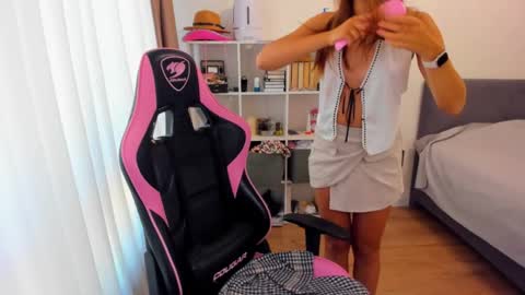 Snapshot of jodieangel4sin chatting on 10/01/25, 09:04 nude photos videos online show from 10/01/25, 09:04