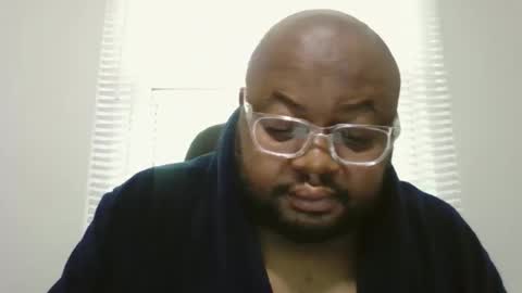 joe25123 online show from 05/12/26, 04:37