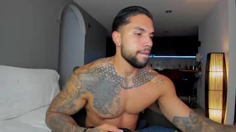 joe_esthetic online show from 10/08/25, 01:03