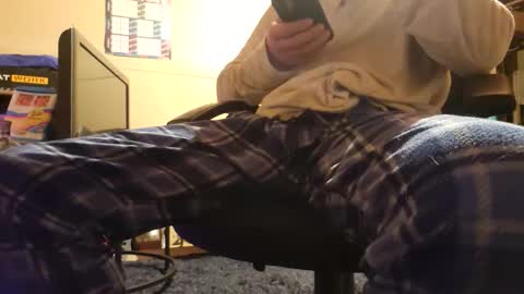 Snapshot of joeblow2481 chatting on 11/02/25, 05:10 joeblow2481 online show from 11/02/25, 05:10