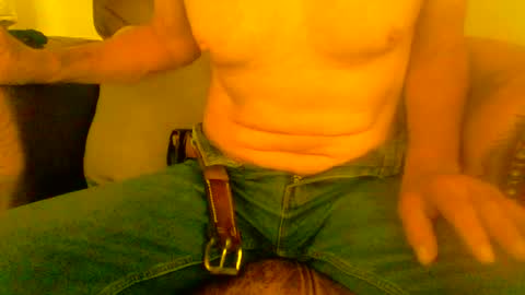 Snapshot of joeblow61616 chatting on 06/26/26, 04:11 joeblow61616 online show from 06/26/26, 04:11
