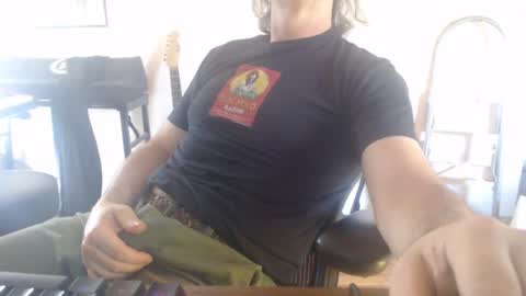 Snapshot of joebo7575 chatting on 06/26/26, 09:19 joebo7575 online show from 06/26/26, 09:19