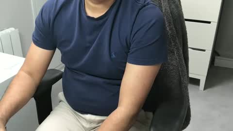 Snapshot of joeshades21 chatting on 03/10/25, 01:32 joeshades21 online show from 03/10/25, 01:32