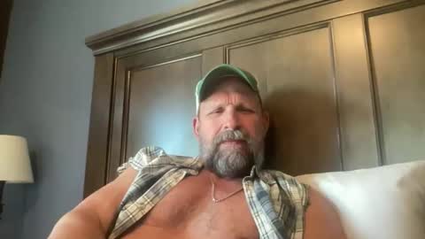 Snapshot of joestros chatting on 05/18/26, 08:36 joestros online show from 05/18/26, 08:36