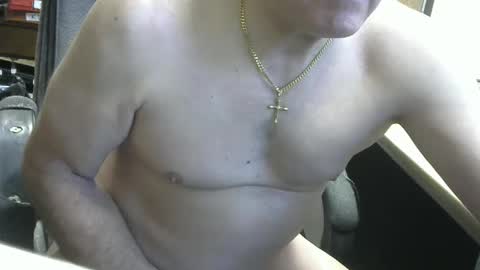 Snapshot of joeynudejerker chatting on 05/26/26, 01:07 joeynudejerker online show from 05/26/26, 01:07