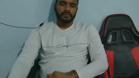 Snapshot of johan2222222222 chatting on 10/04/25, 11:03 johan2222222222 online show from 10/04/25, 11:03