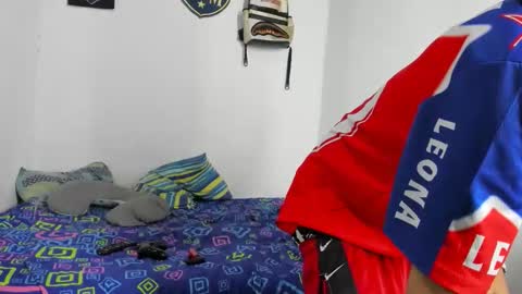 Snapshot of johan_and_antonella chatting on 10/27/25, 02:59 johan_and_antonella online show from 10/27/25, 02:59