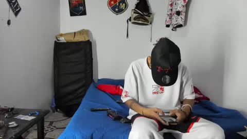 johan_and_antonella online show from 02/16/26, 05:47