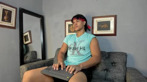 Snapshot of johan_beley_7k chatting on 12/22/24, 01:22 Johan Beley online show from 12/22/24, 01:22