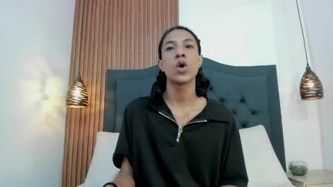 Snapshot of johan_gz_ chatting on 05/04/26, 11:39 Johan online show from 05/04/26, 11:39