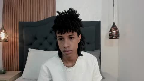 Snapshot of johan_gz_ chatting on 07/10/26, 11:35 Johan online show from 07/10/26, 11:35