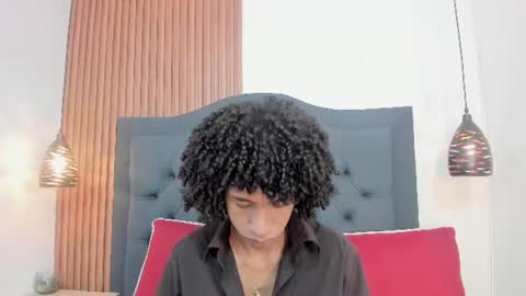 Snapshot of johan_gz_ chatting on 07/15/26, 11:37 Johan online show from 07/15/26, 11:37
