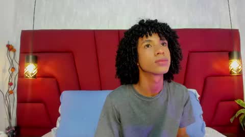 Snapshot of johan_gz_ chatting on 07/18/26, 11:36 Johan online show from 07/18/26, 11:36