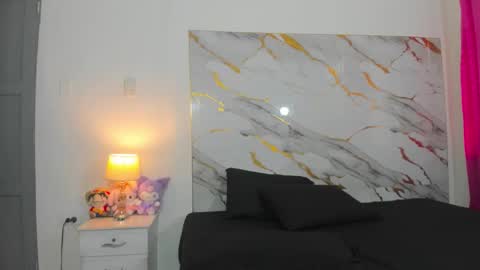 Snapshot of johan_miller1 chatting on 10/31/25, 07:37 johan online show from 10/31/25, 07:37