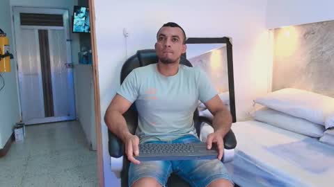 Snapshot of johan_miller1 chatting on 02/23/26, 06:44 johan online show from 02/23/26, 06:44