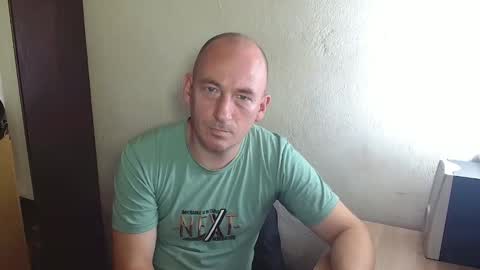 Snapshot of johanbarker chatting on 10/13/25, 10:59 Johan online show from 10/13/25, 10:59