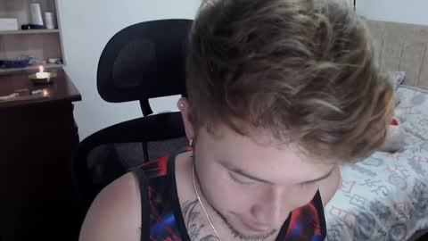 JOHAN independient model online show from 12/20/24, 04:42