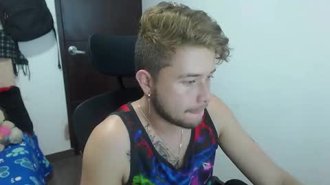 JOHAN independient model online show from 10/24/25, 02:46