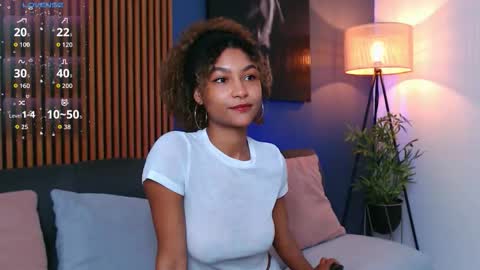 Snapshot of johapython chatting on 03/08/26, 04:11 J O H A online show from 03/08/26, 04:11