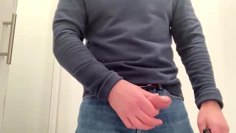 Snapshot of john06070 chatting on 02/26/25, 08:48 Uk daddy online show from 02/26/25, 08:48