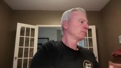 Snapshot of john555_555 chatting on 10/16/25, 12:39 JackJack online show from 10/16/25, 12:39