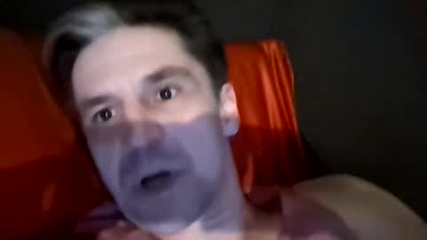 john824535 online show from 02/19/26, 04:19