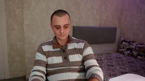 Snapshot of john_3019 chatting on 01/12/26, 03:50 John online show from 01/12/26, 03:50