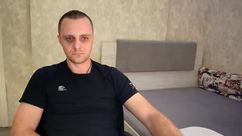 Snapshot of john_3019 chatting on 03/30/26, 10:33 John online show from 03/30/26, 10:33