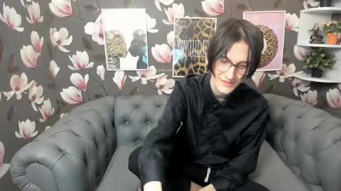 Snapshot of john__strong chatting on 05/30/26, 01:52 john__strong online show from 05/30/26, 01:52