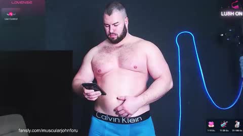 Snapshot of john_and_kiss chatting on 02/19/26, 08:32 john and kiss online show from 02/19/26, 08:32