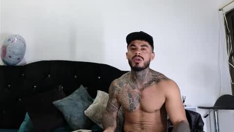 John  online show from 09/19/25, 11:00