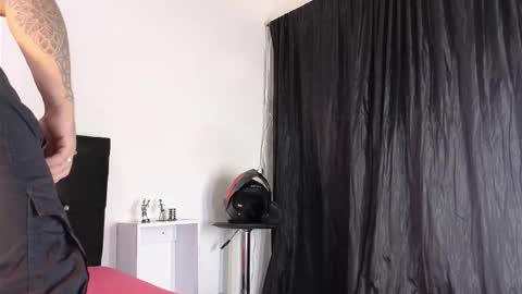 John  online show from 10/15/25, 11:10