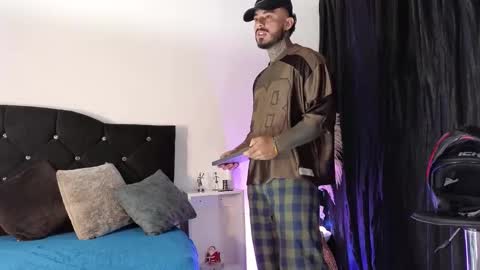 John  online show from 11/10/25, 11:09