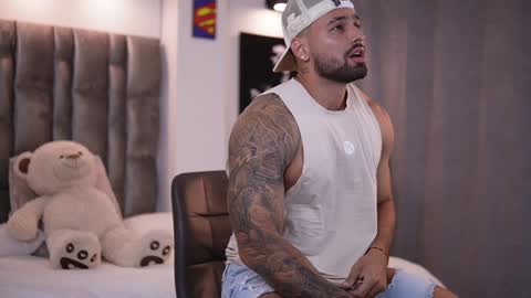 john online show from 01/24/25, 11:23