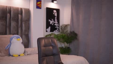 john online show from 02/19/25, 09:14