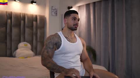 john online show from 10/18/25, 01:01