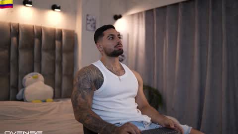 john online show from 11/02/25, 12:40