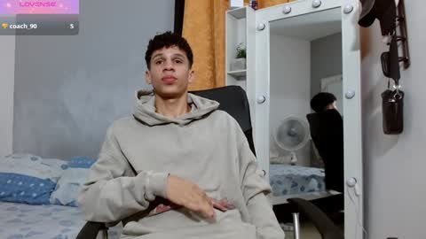 john_ssnow29 online show from 01/13/25, 08:48