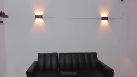 john_ssnow29 online show from 03/22/26, 10:07