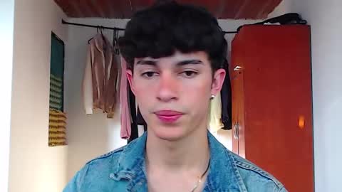 John Vichenso online show from 09/19/25, 09:48