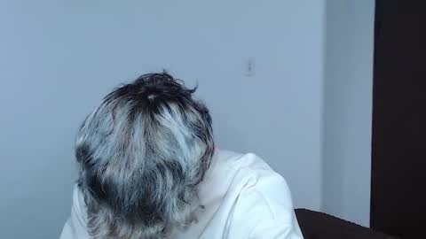 John Vichenso online show from 10/17/25, 09:50