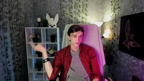 John online show from 10/30/25, 08:27