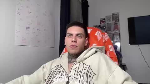 Snapshot of johnafterdark chatting on 04/03/26, 03:59 JAXX online show from 04/03/26, 03:59
