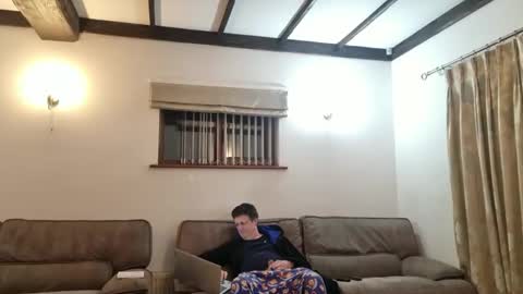 Snapshot of johnathan_stuart33 chatting on 02/22/26, 11:25 johnathan_stuart33 online show from 02/22/26, 11:25