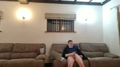 Snapshot of johnathan_stuart33 chatting on 03/01/26, 11:40 johnathan_stuart33 online show from 03/01/26, 11:40