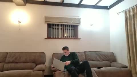 Snapshot of johnathan_stuart33 chatting on 03/08/26, 02:04 johnathan_stuart33 online show from 03/08/26, 02:04