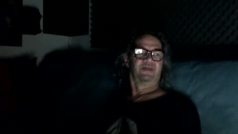 Snapshot of johndoes807113 chatting on 06/17/26, 06:16 johndoe online show from 06/17/26, 06:16