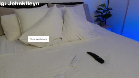 Snapshot of johnklleyn chatting on 04/09/26, 06:24 john online show from 04/09/26, 06:24