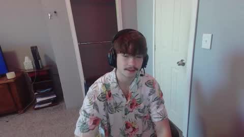 Snapshot of johnlights0 chatting on 12/15/25, 07:51 John Lights online show from 12/15/25, 07:51